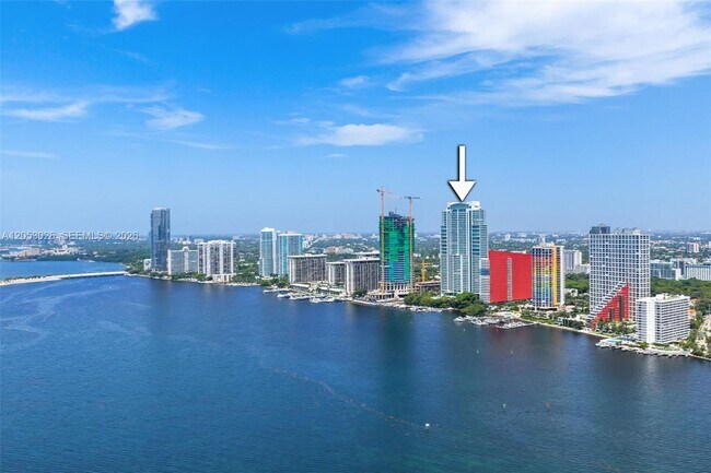 Building Photo - 1643 Brickell Ave