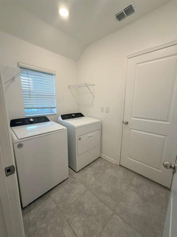 Foto del edificio - 207 Aqua Ave