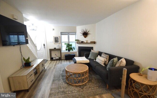 Foto del edificio - 138 Creekside Ct