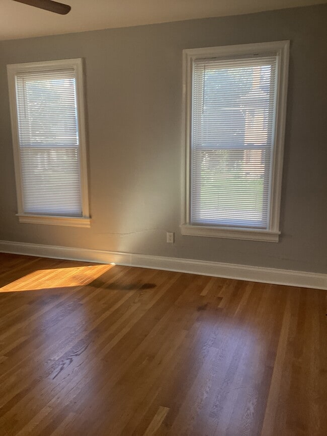 Building Photo - 244 W Main St