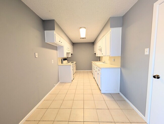 Foto del edificio - 6108 37th St