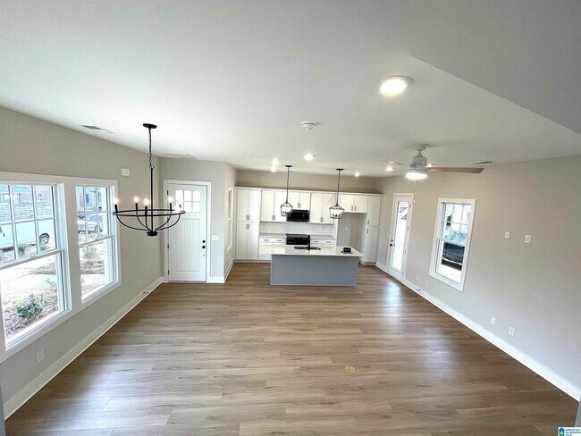 Foto del edificio - 4767 Silas Ave