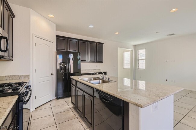 Building Photo - 5463 Funks Grove Ln