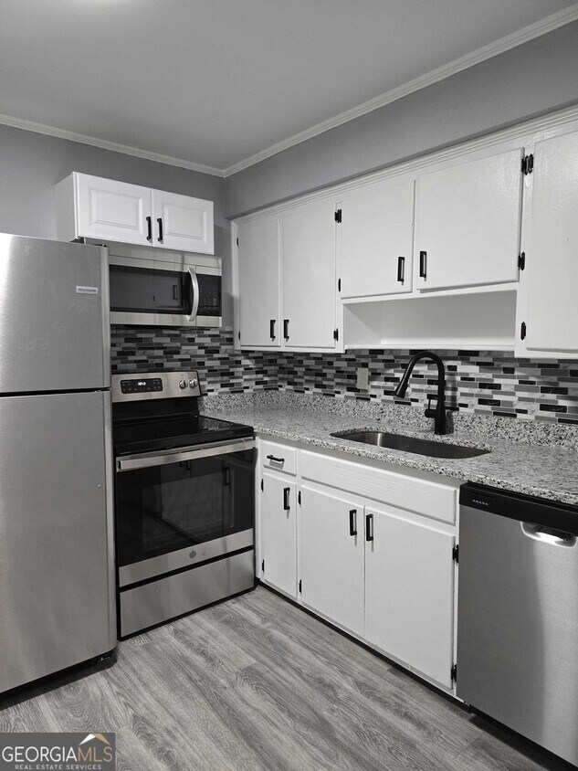 Foto principal - 2926 Skyline Rd