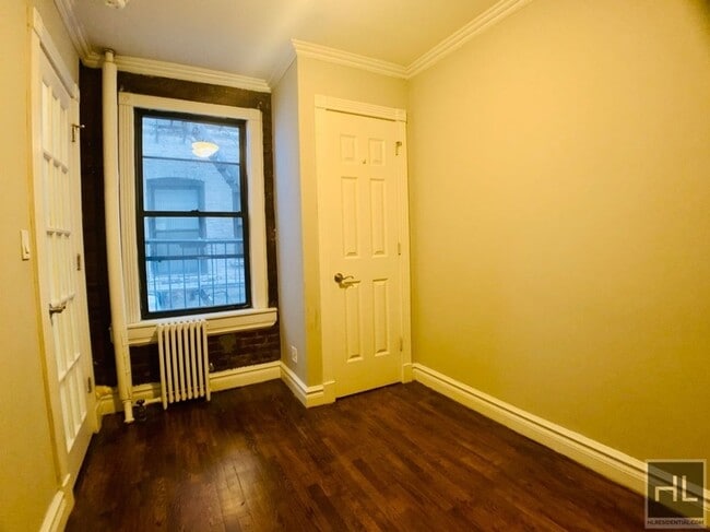 Building Photo - East 13th Street