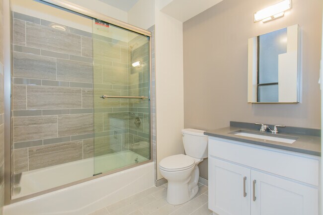 Foto del edificio - 2338 N Clark St