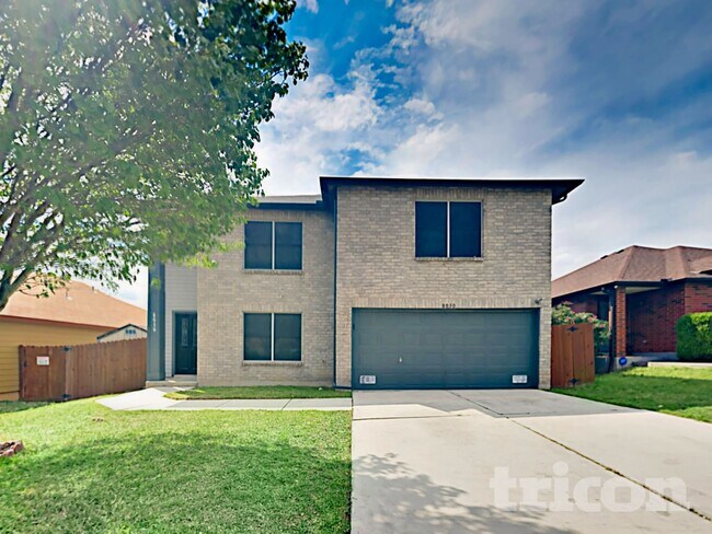 Building Photo - 8030 Falcon Meadow Dr