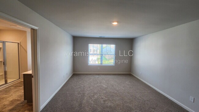 Foto del edificio - 3134 Ellenton Dr