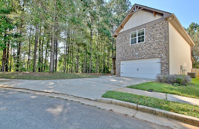 Building Photo - Charming 3-Bedroom Home - Covington Terrac...