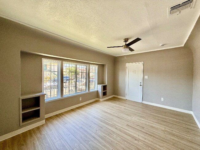 Foto del edificio - 536 W 77th St