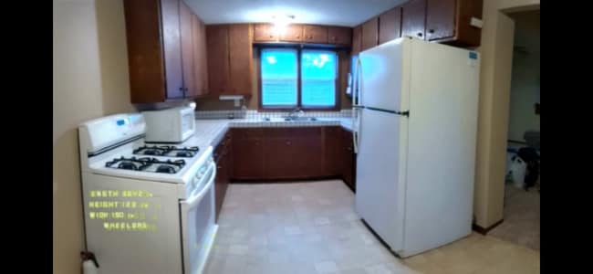 Newer appliances - 4509 42nd Ave S