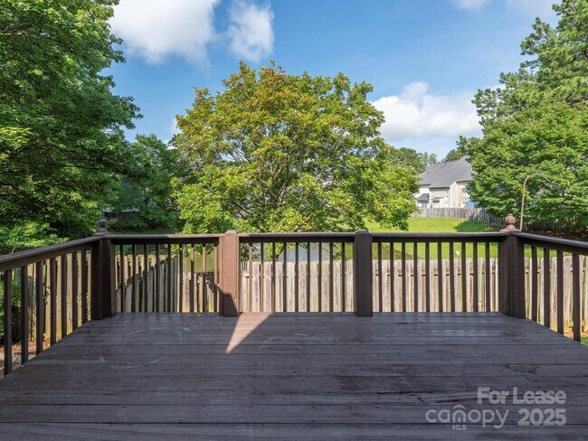 Building Photo - 9327 Timothy Ct