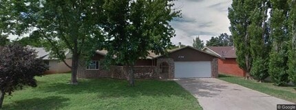 Building Photo - 2016 Glenarm Dr