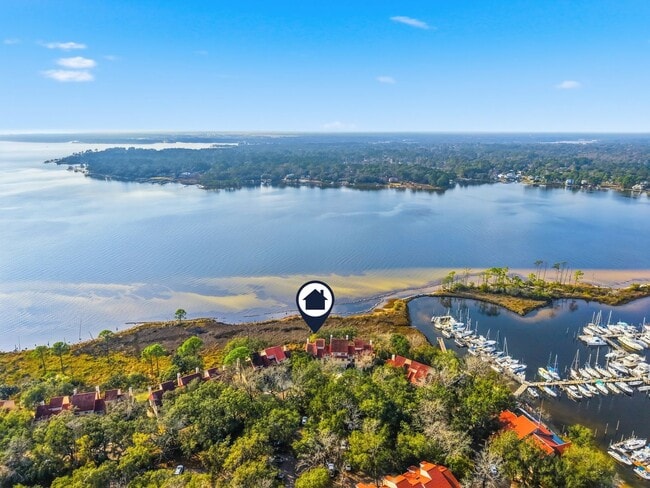 Foto del edificio - Premier Marina Cove end unit!!   Coastal Lifestyle at its BEST!!