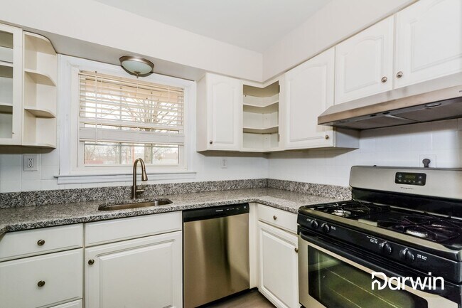 Foto del edificio - 285 W St Anthony Ln