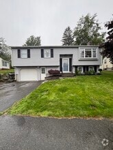 Building Photo - 37 Westport Rd