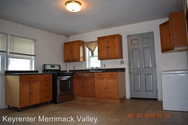 Building Photo - 19 Whipple St