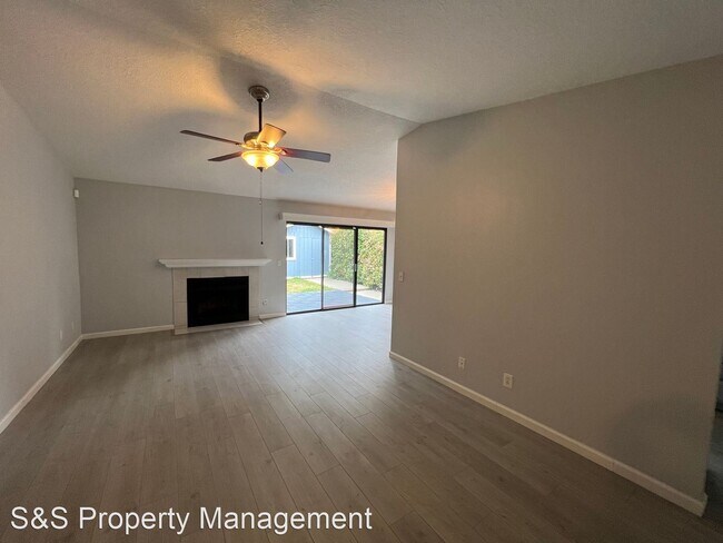 Building Photo - 3 br, 2 bath House - 2592 Betty Way