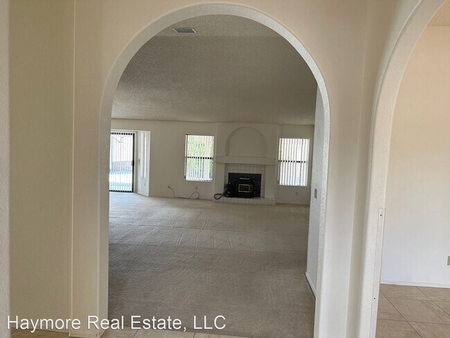 Foto del edificio - 3 br, 2 bath House - 4944 La Canada