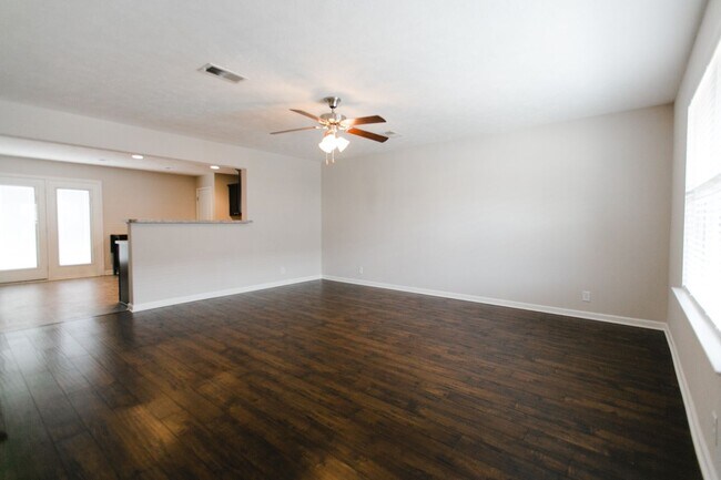 Foto del edificio - 924 Gamely Wy