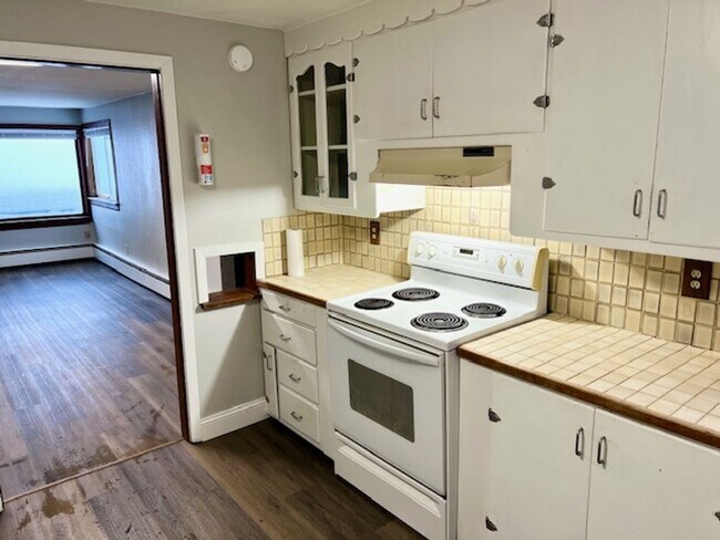 Building Photo - 1210 38th Pl