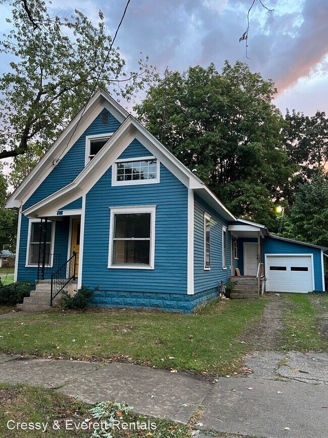 Building Photo - 3 br, 2 bath House - 108 Cross St