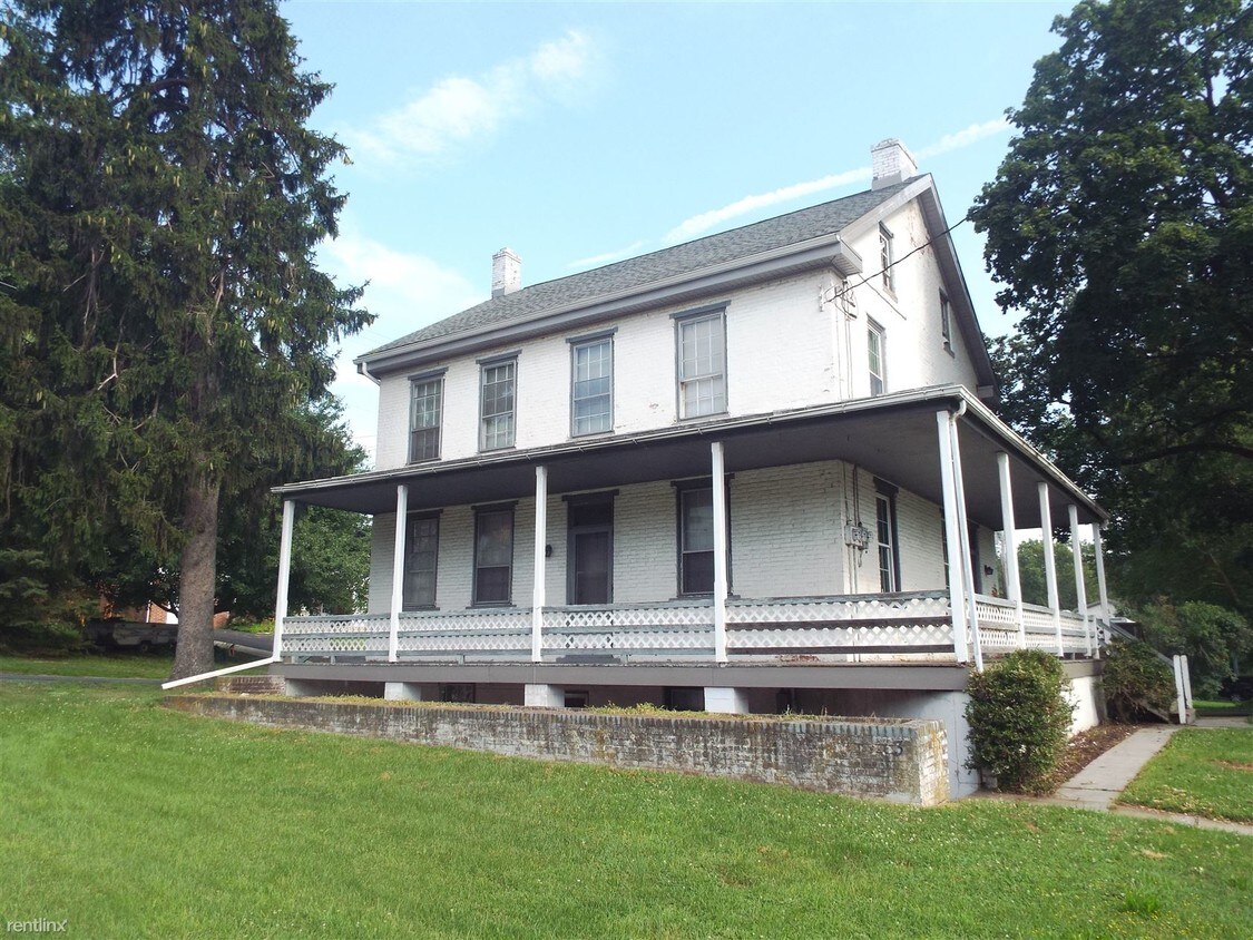 Primary Photo - 2 br, 1 bath Apartment - 433 E Main St
