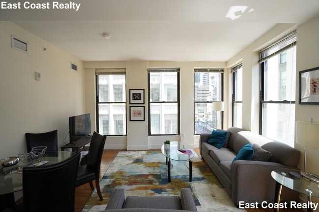 Building Photo - 8 Winter St