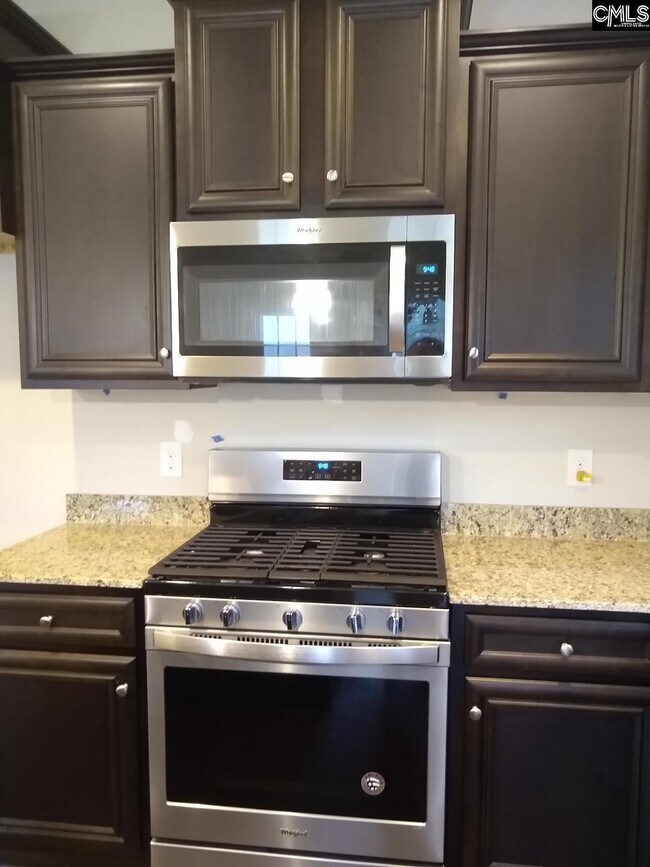 Foto del edificio - 139 Wisley Garden Dr