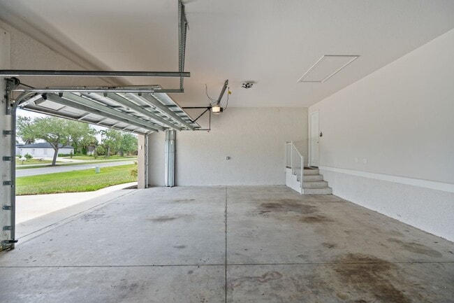 Building Photo - 249 Rotonda Blvd W