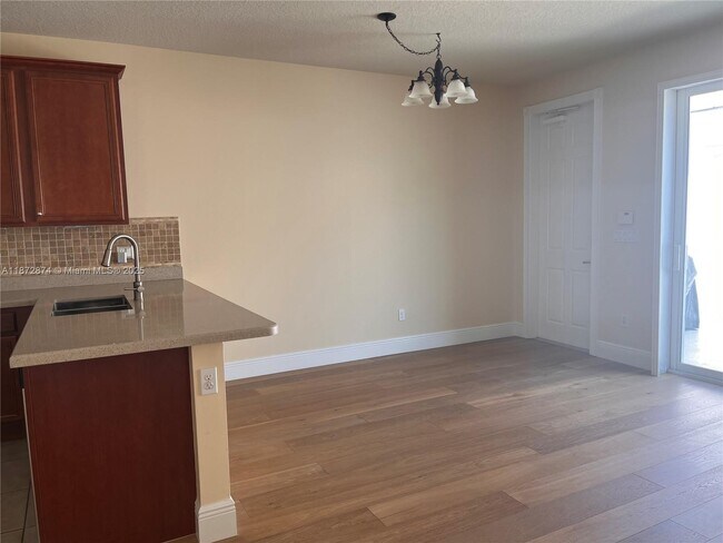 Building Photo - 1169 Islamorada Dr
