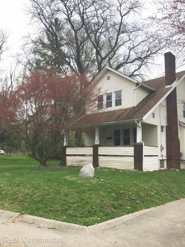 Primary Photo - 3 br, 1.5 bath House - 1128 Vernon Odom Blvd