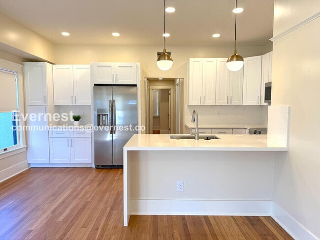 Building Photo - 412 W Roosevelt St