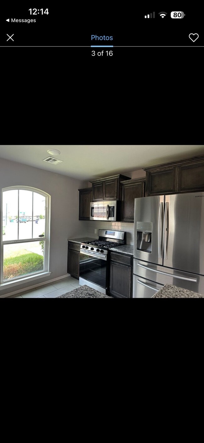 Foto del edificio - 4108 NW 151st St