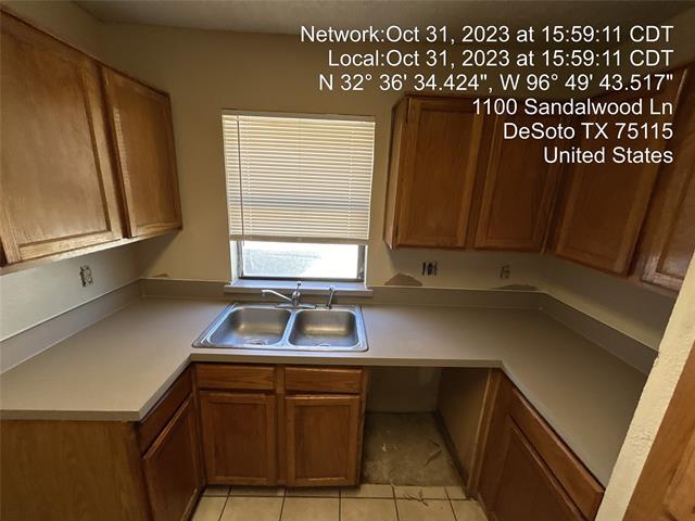 Building Photo - 1100 Sandalwood Ln