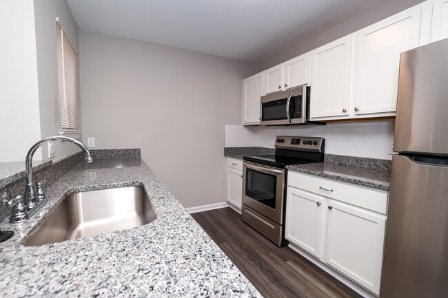 Building Photo - Ridge Valley Townhomes