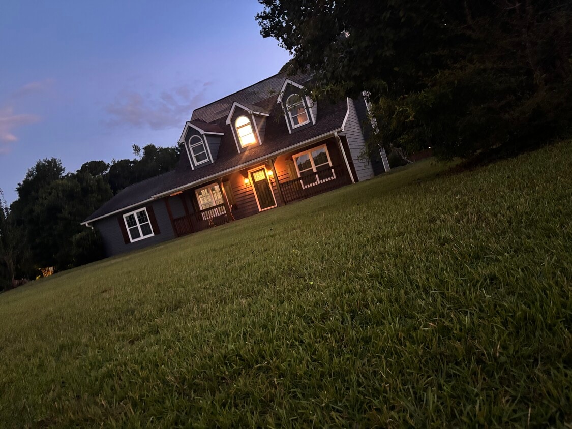 Foto del edificio - 15 Oak Hill Ct