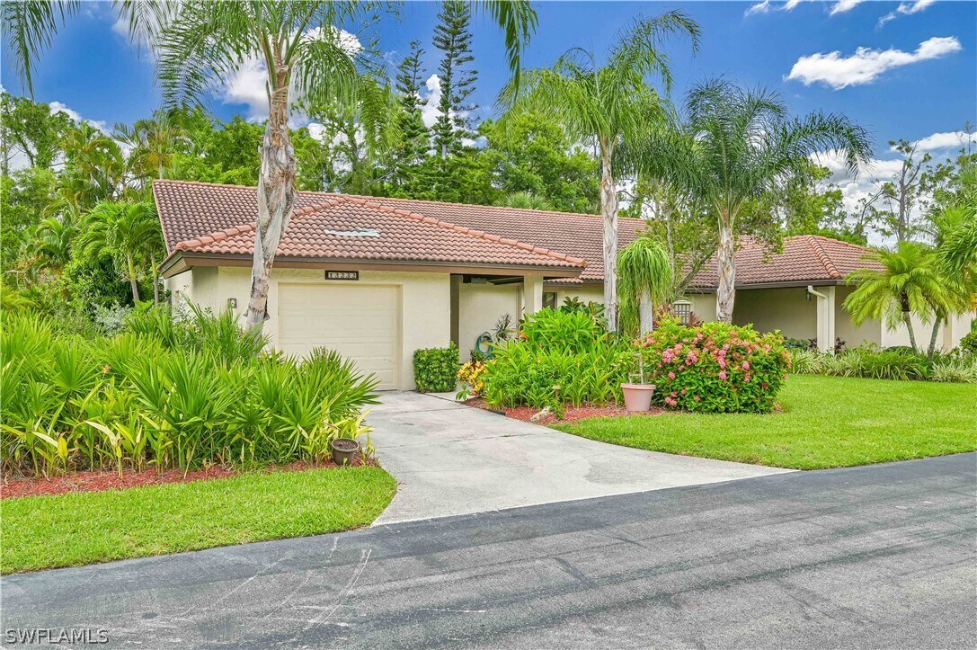 Foto principal - 13232 Tall Pine Cir