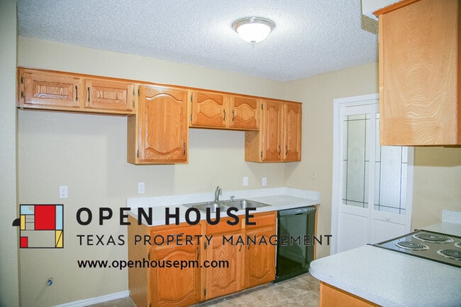 Foto del edificio - 725 Cornfield Dr Arlington