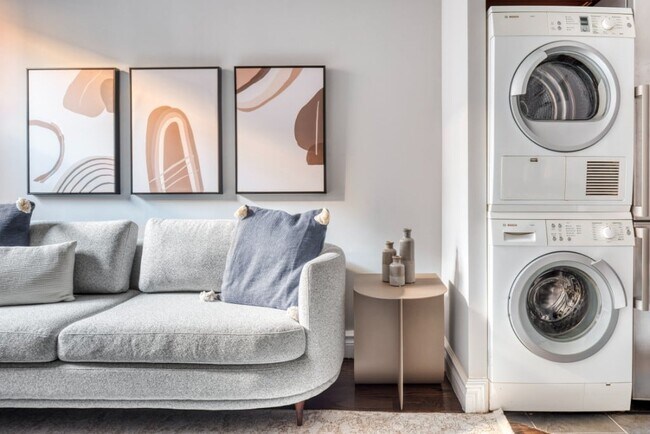 Foto del edificio - 229 First Avenue