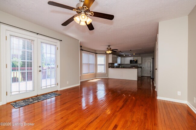 Foto del edificio - 3411 Sample Way