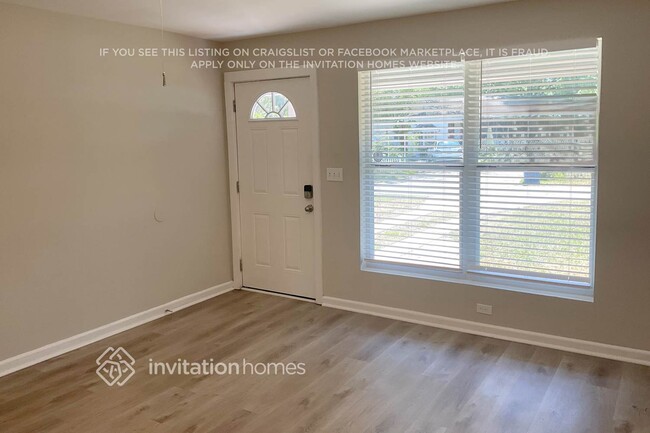 Foto del edificio - 6541 Ector Rd