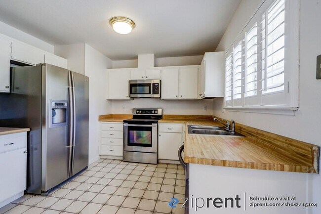 Building Photo - 1146 Ballard Ct