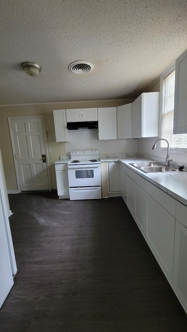 Building Photo - 308 Forrestal Ln