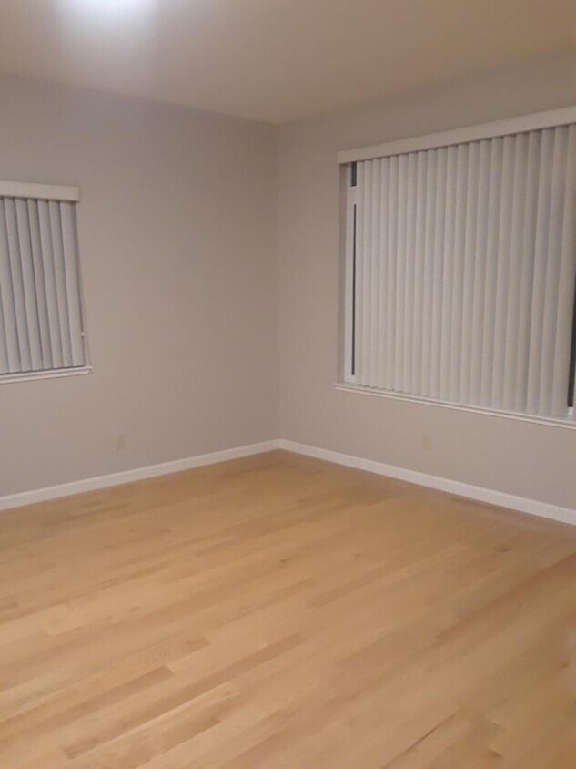 Primary Photo - 3 bedroom in San Francisco CA 94121