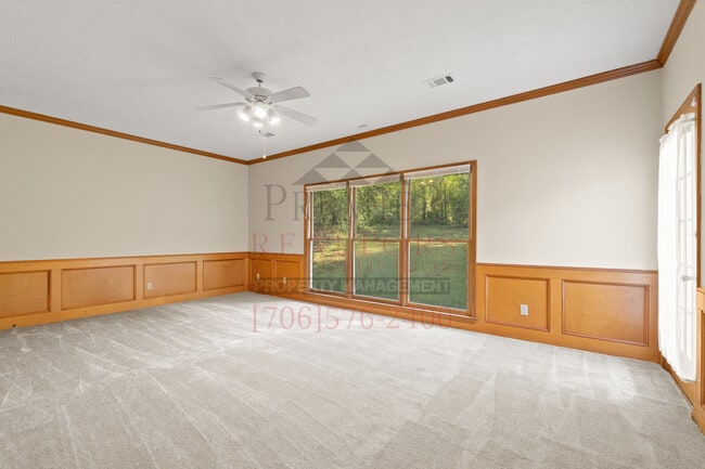 Building Photo - 6157 Bristol Blvd