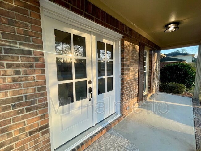 Building Photo - 2816 Wales Rd