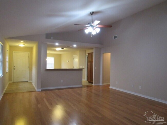 Building Photo - 5987 Dunridge Drive