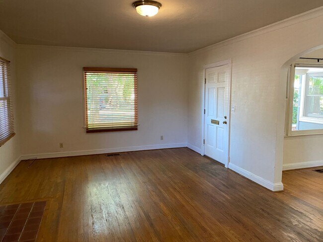 Building Photo - AVAILABLE JULY - Classic SLO Home with Cha...