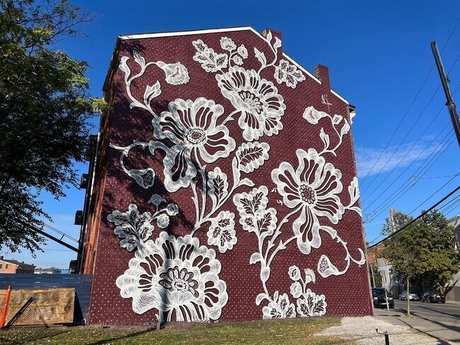 Foto del edificio - 205 W McMicken Ave